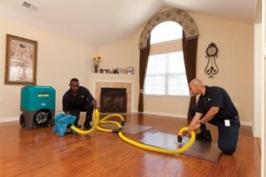 Asuza disaster restoration company providing water damage restoration services